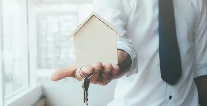 agente inmobiliario independiente